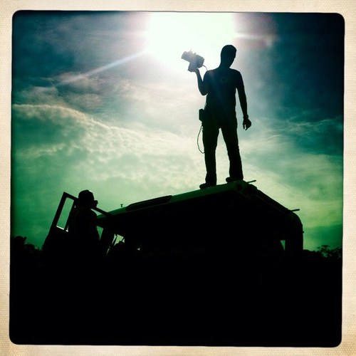 GunRunnersMovie's profile picture. Two warriors exchange their guns for sneakers and the dream of the marathon, by @anjalinayar. To help Matanda's kids: https://t.co/2vLJpHcrKd