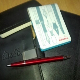 初めまして(^_^)
読書やスポーツ好きな26歳♂です。
モレスキン愛用してます(◎-◎)
ケリ姫ID157,510,103
パズドラID204,626,365
のんびりプレイヤーです(・∀・)
いまいちつぶやくことに慣れてませんが
仲良くしてもらえたら嬉しいです(^^)
