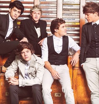 Basically, im addicted to one direction and that pretty much sums up my life!❤❤❤❤❤❤ plz follow though, i always follow back! Oh and plz follow @teenagequotesT
