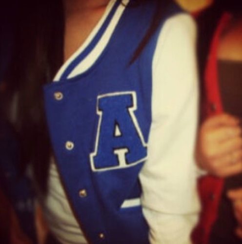 m35912330's profile picture. ‏لو خُلق إنتماائي لِ غير اﻟﺎهلي !   لتبريتُ ﻣن عقلن اختاار غيرههَ *♡;* ‏