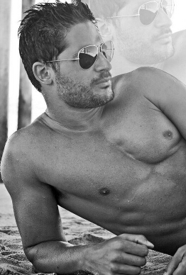 BigBad_Alcide's profile picture. Then D dissed her and dismissed her, now she's jockin' Jay. I ain't lyin', girls be cryin' cos I'm on TV... RUN DMC