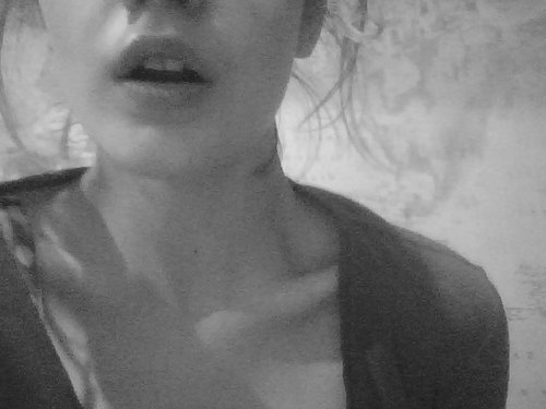 18, 5'6, LW: 102 (until i tried recovery n now i'm fat again yay x)