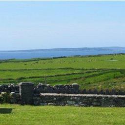 Aran View House in Doolin is wonderful Georgian Hotel accommodation with Self Catering Apartments, set in the magnificent wilderness of the Burren, County Clare