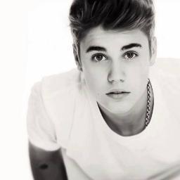 irinadebiebs's profile picture. Querida Belieber que lee esto. NO llores. NO pierdas la esperanza. NO te rindas. Algún día conocerás a ese hermoso canadiense.  
@justinbieber es mi mundo