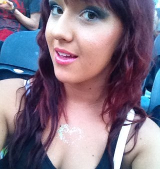 caroliweronika's profile picture. live forever young. EDM.