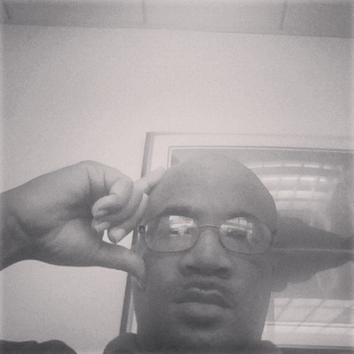 music manager IndeeB/Solo1000 ..Easy track n artist development...Reid229@gmail.com