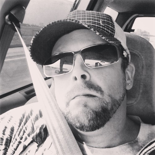 HiPPieFRoMaN's profile picture. I'm awesome, that's all you need to know. Now pass me that doobie and get me a beer. #GoBlue #DaBears #Celtics #Redwings #Redbirds