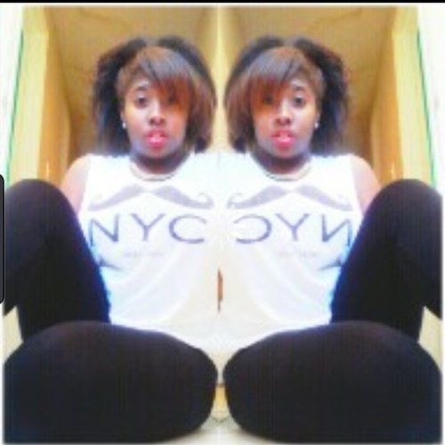 I dont mess wit to many.I hold it down by my self...