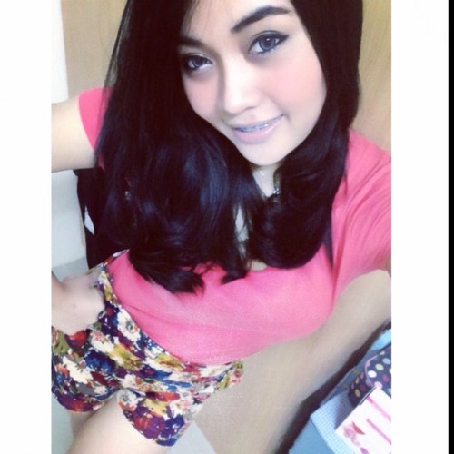 Beeza_sweettie's profile picture. Beebie^^