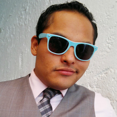 ron_183's profile picture. Vive y deja vivir!! Respetarnos por el simple hecho de ser humanos!!