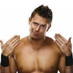 TheUKZNBro's profile picture. Be the swole you want to see in the world. Ambitious as FUCK. #SWOLEPATROL