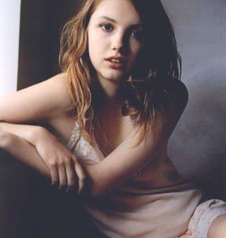 CassieOnCrack's profile picture. Nothing taste better as skinny feels. {#Skins || Role-play || #Randomness || MC}