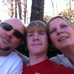 AnnieMac70's profile picture. 