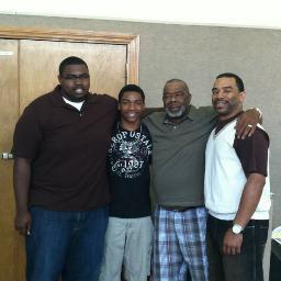 Business man with a hustlers mentality, Money is the motive, Love the fam always #GrindHard #TeamHeat #TeamUNC