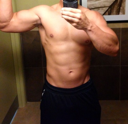 24. 6'3 245
#Swoldier