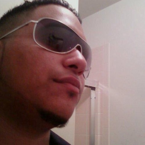 knownasnieves's profile picture. Jon