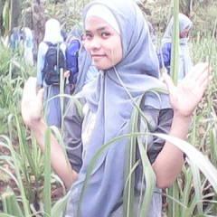 mom is my first love

 I want be a the best girl.....