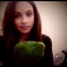 - Oiie vim aqui pra dizer pra vcs que eu amo essa linda que ela é a minha maninha e sempre vai se NUNCA vou deixa ela e a @Sheila_s2 p.@_Gabiih_Barros
