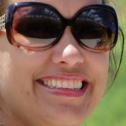 Serva do Deus Altíssimo, mãe de Katherin Kelly, meu milagre particular. Busco a excelência no serviço ao Criador.... o resto são detalhes.