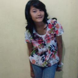 follow me and mensyen :-* keep calm!!!!