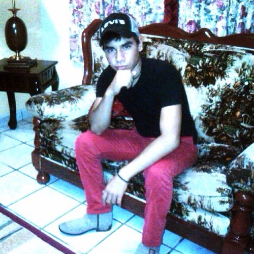 Me gusta el deporte aser ejersicio {cardio} y aser feliz a mi novia :D