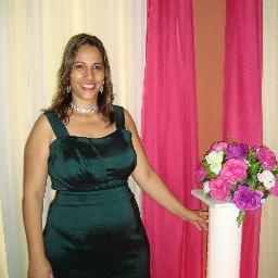 Sou pastora,esposa do Pr.Joel,mãe de Evelly,  Kevelly e Sara. Apaixonada por Jesus. Creio que Deus nos fará uma família  referencial nesta Nação.