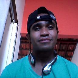 NA VIDA PRECISAMOS SOMENTE NOS ENTREGAR COM RESPONSABILIDADE,SEM RESTRIÇÕES AO QUE NOS FAÇA FELIZ E VIVER..SOMENTE VIVER!