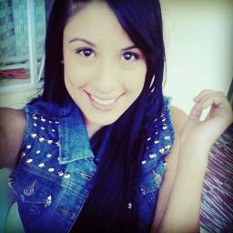 DannielaH16's profile picture. Estudiante de Comunicación social y amante de los animales #Instagram: danielahiguita
