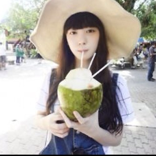อันยองง ไอแอมจูนนี่ อิมพอร์ตฟอร์มKOREA จูนดังในเนตนะจะบอกให้ ยักคิ้ว. มารู้จักกันมะ ขออภัยถ้าบ้าเกิน จุ๊บิ๊ๆ 3#CKFam