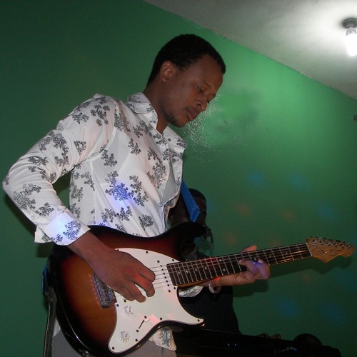 Technician in computer and guitarist great level
