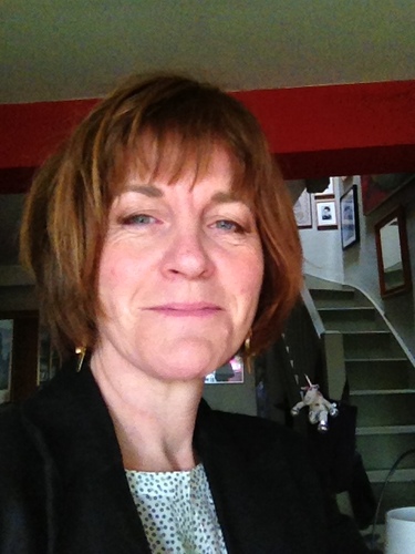 Free lance music educator with interests in Music Psychology. I use music to work with young people with ASC, run my own children’s choir and sing!