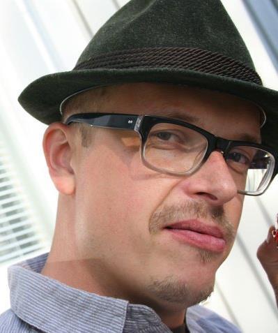 strom_robert's profile picture. 