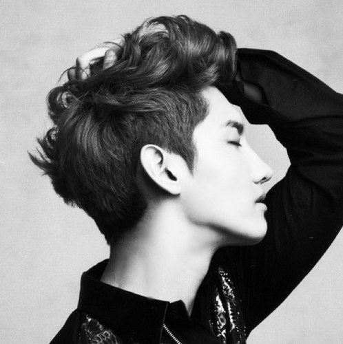 Member of @SummerSkyRP • TVXQ's MAX Changmin • 88line • Hey, I'm single