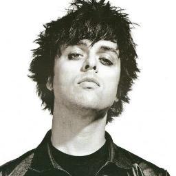 I'm Turkısh.3I'm ''Muslim'' 3.I love punk and rock music.I like listen GREEN DAY. I'm Green Day fan.I love Billie Joe!! I love fanss :D