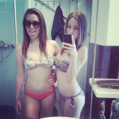 tallylou's profile picture. i'm too poor to pay attention