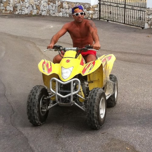 Family, good friends, football, earning money an enjoying life!!! #Yolo
