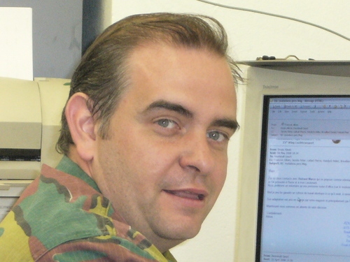 Celui qui ignore son histoire est condamné à la répéter.
                     Pablo Emilio Escobar Gaviria