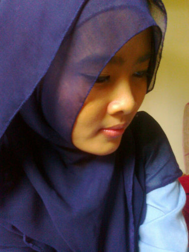 nuyuy_nurul's profile picture. Hanya kedekatan dg Allah & percaya terhadap ketetapan-Nya yg bisa mengurai kusutnya hati kita