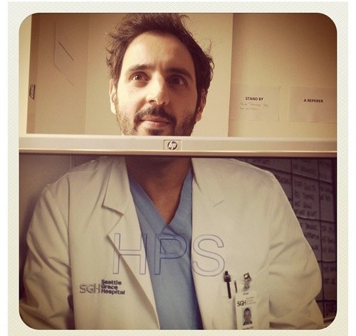 Dr_Abitbol's profile picture. 