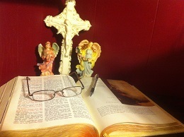 WorldlyBibleNew's profile picture. Bible News from around the world, Devotions, Studies, writer of a variety of Bible topics and news.