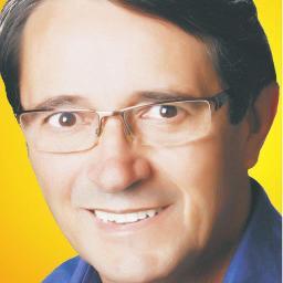Deputado Estadual pelo PTB, representante da cidade de  Luziânia e do Entorno de Brasília.