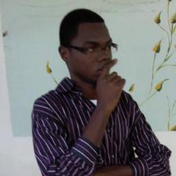 Estudiante de ing.en sistemas,residente en la romana Republica Dominicana,musico