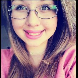 Você é folgada, chata , fidida , encardida , ignorante , mas é ''minha'' melhor amiga @Seeefii ♥