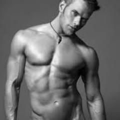 Jock, clown, life of the party.Strongest and hottest of the Cullen family. @HisEarthAngel finally said she would be mine, for all time. #DDRP  [18+ RP MC]