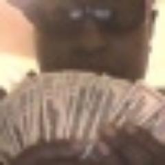 mackadamian64's profile picture. ask me