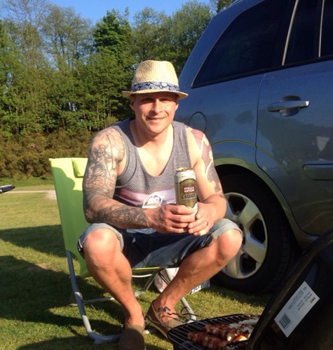 Married father of 2 with a passion for Leeds United whoevers in charge or whatever league were in. MOT