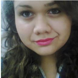 divertida,louca por musica,gosto de sempre estar perto de quem eu amu! =) quer saber + add la no face :D http://t.co/HjItKSsI