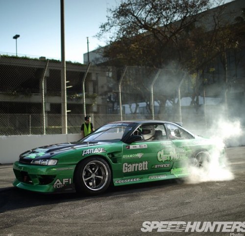http://t.co/lgDVvghqwN
The Ultimate Fabrication Shop!