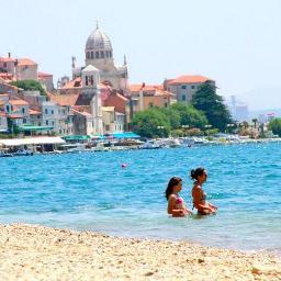 We are renting apartments, Bella by the Cathedral of St. Jacob in the center of Sibenik. What makes us special is the kind of 21st century tourism.