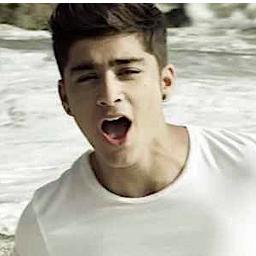 chaymaejilla's profile picture. follow me je follow back automatiquement :* :*  *__*